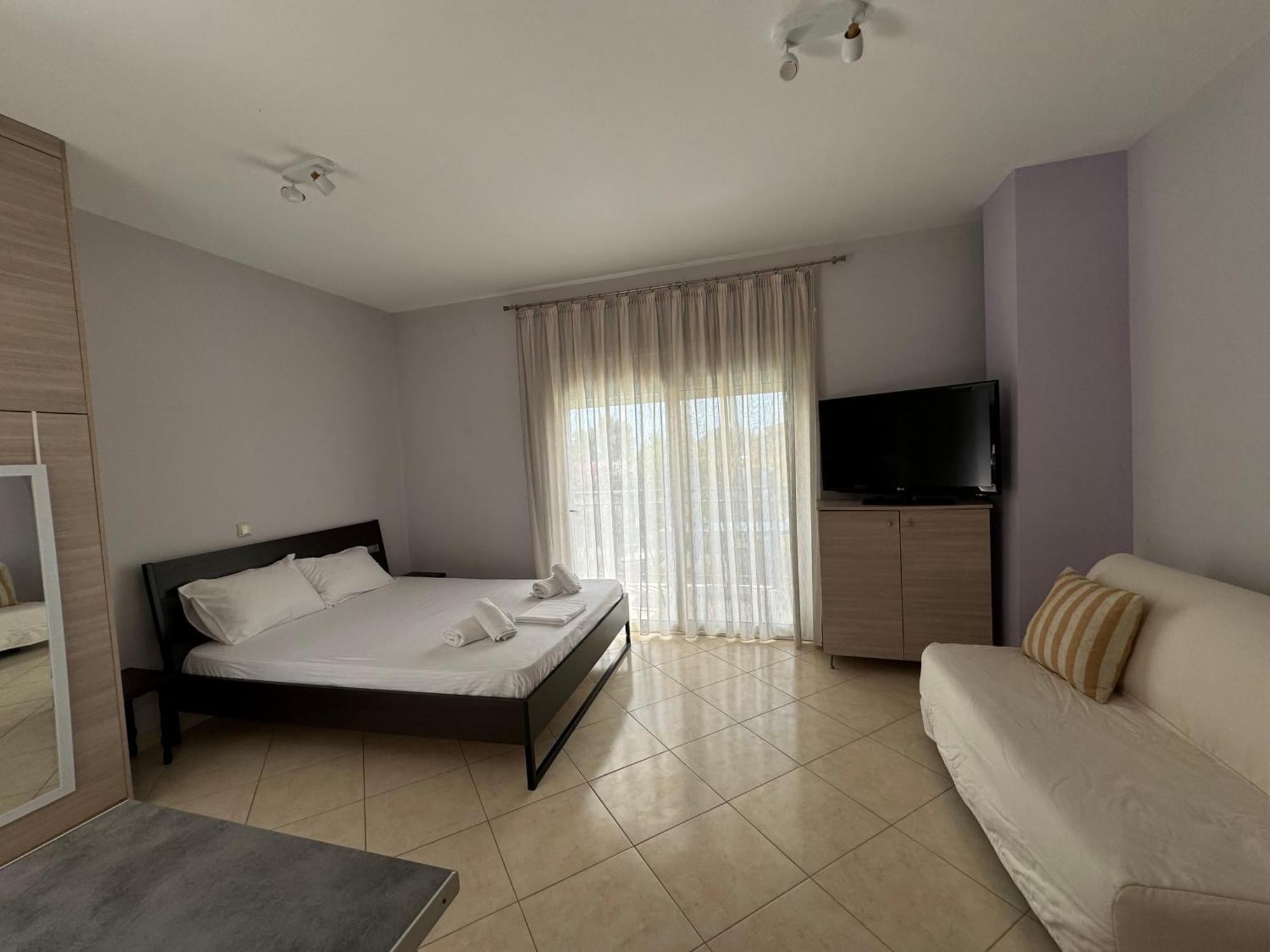 Nikludin Suites & Studios Laganas Exterior photo